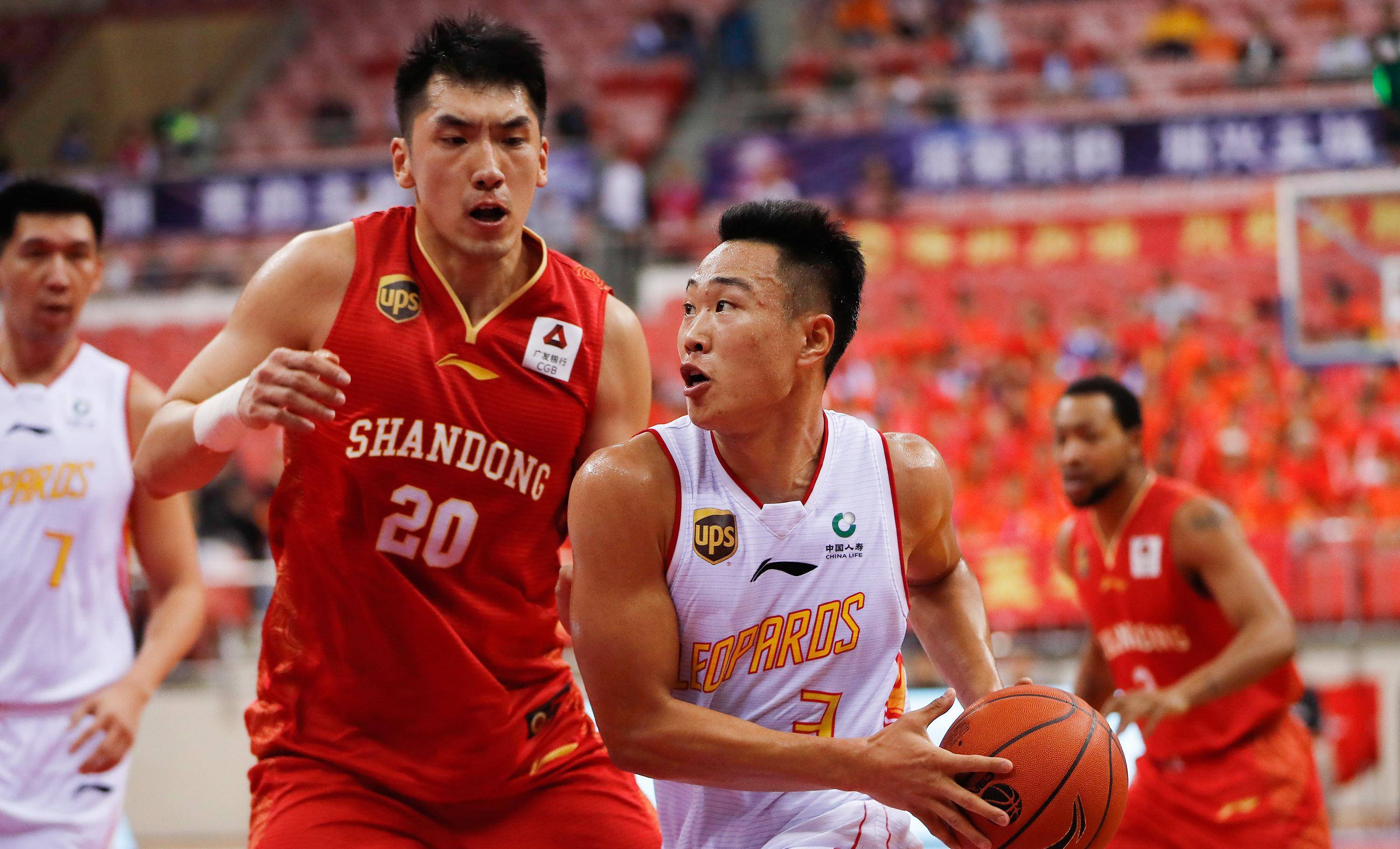 尼克斯逆转江苏队,陶汉林高光表现的简单介绍 尼克斯逆转江苏队,陶汉林高光表现的简单介绍