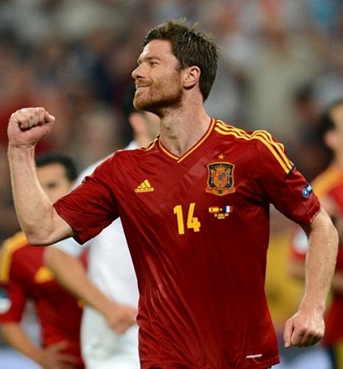 红牛二队逆转迈凯伦,阿隆索统治全场 红牛二队逆转迈凯伦,阿隆索统治全场