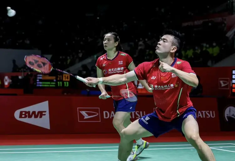 爱游戏官方入口-韩国队翻盘中国队，郑思维带队取胜