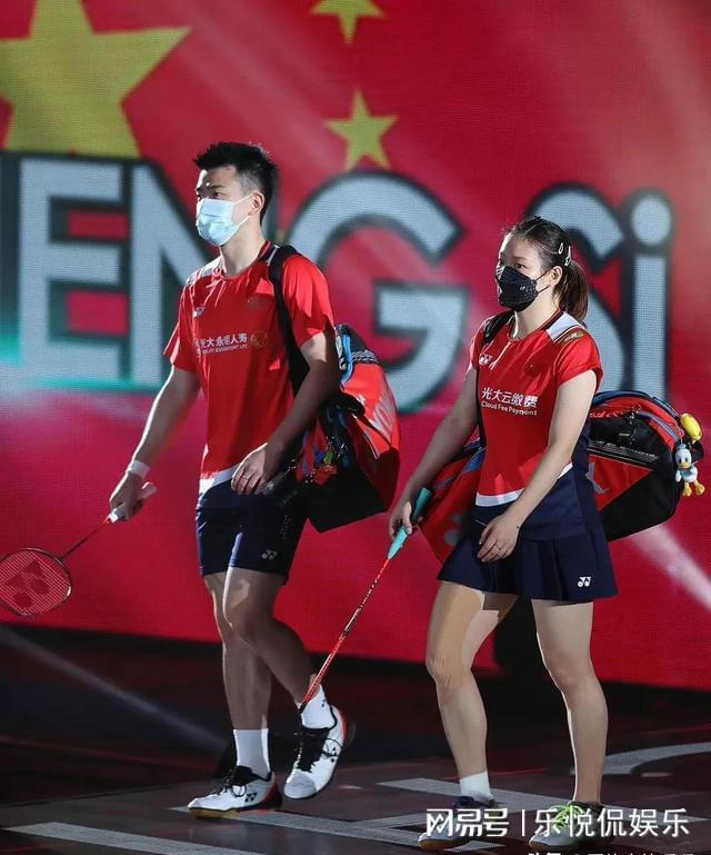 法国队鏖战丹麦队,黄鸭组合关键制胜 法国队鏖战丹麦队,黄鸭组合关键制胜