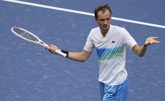 美网逆转蒙特卡洛大师赛,梅德韦杰夫关键制胜 美网逆转蒙特卡洛大师赛,梅德韦杰夫关键制胜