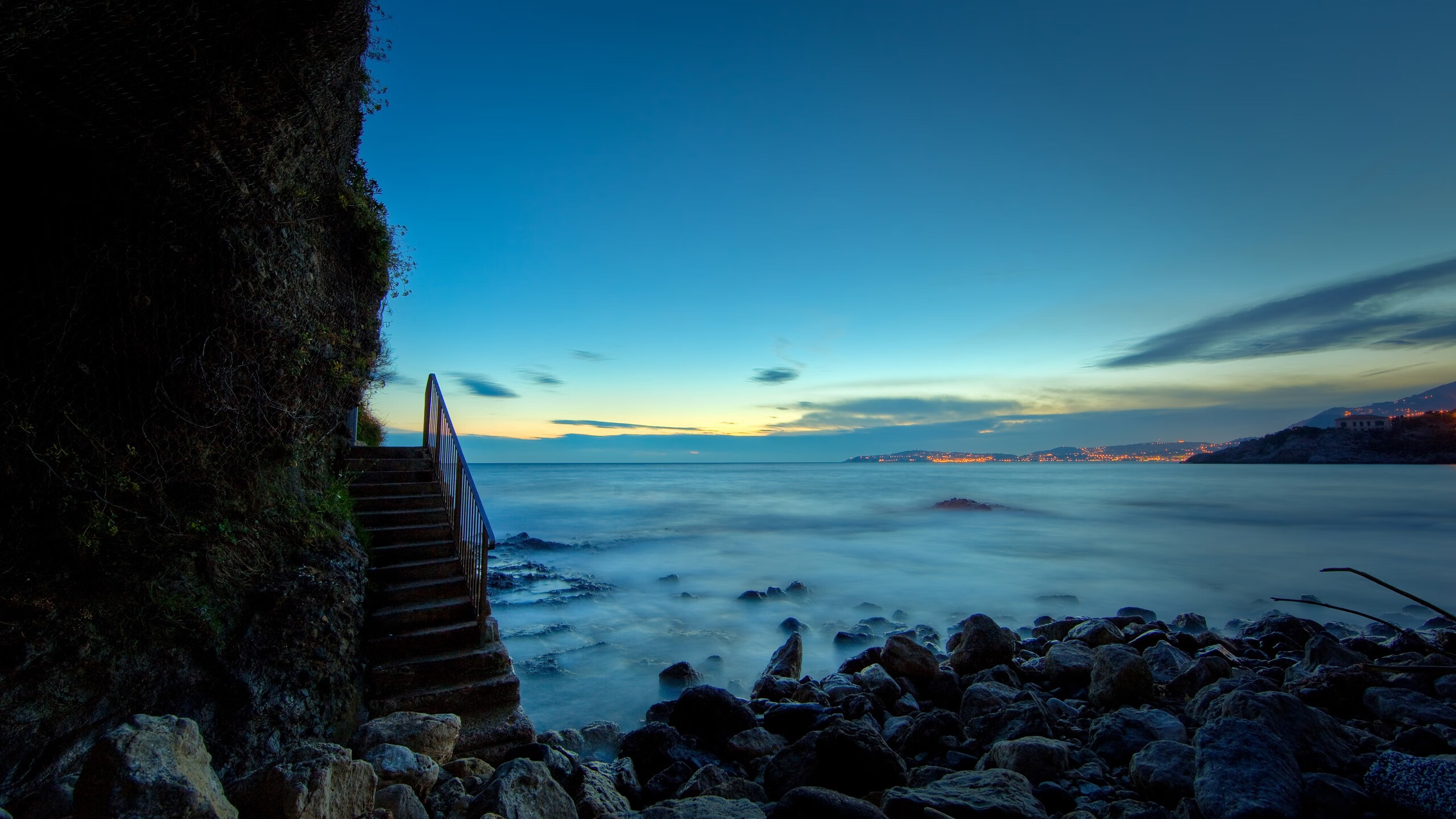 足球场上的辣椒革命,墨西哥的战术魔法如何一波带走英格兰,奥纳纳又为何成为那个关键先生?