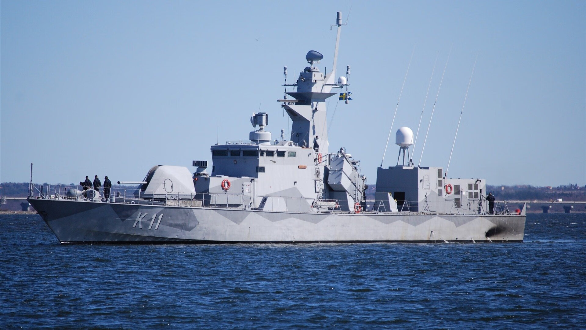 双线燃烧，F1争冠白热化之夜，勇士用铁血防守锁定胜局